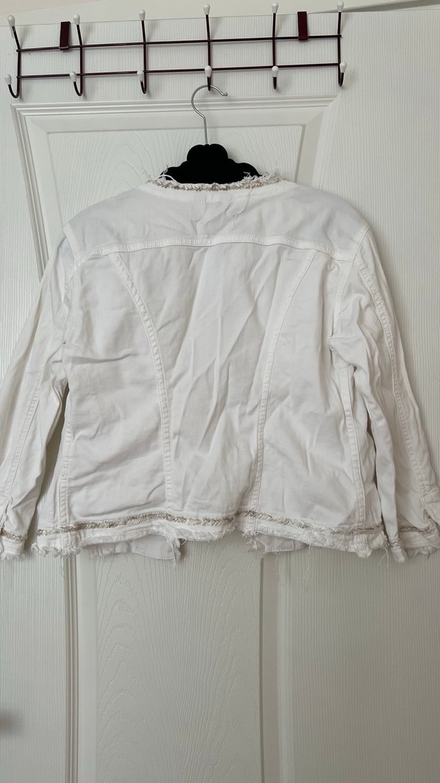Kadın Beyaz Keten Mini Ceket Düğmeli - Görsel 2