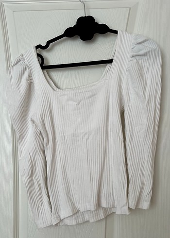 Kadın Beyaz Kısa Kesim Pilili Bluz - Görsel 2