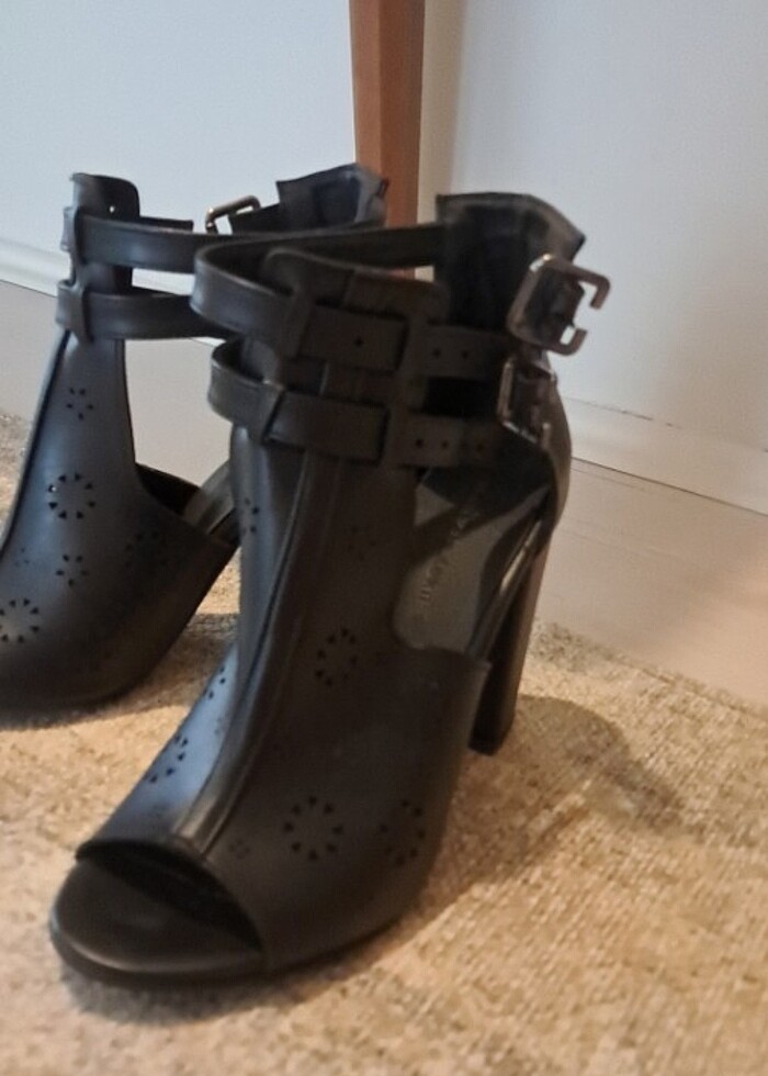 Sadece evde giyildi - Görsel 3