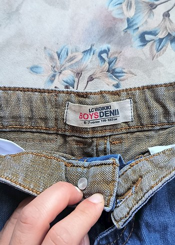 Erkek Çocuk Parlak Mavi Bol Kesim Kot Şort - Görsel 2