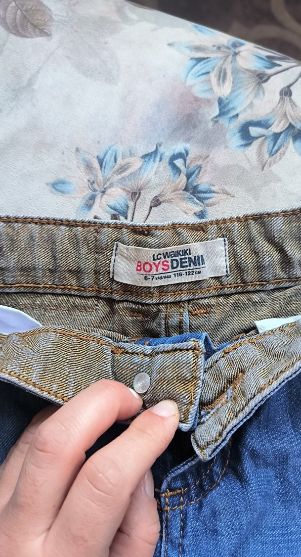 Erkek Çocuk Parlak Mavi Bol Kesim Kot Şort - Görsel 2