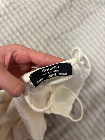 s Beden bershka beyaz askılı body