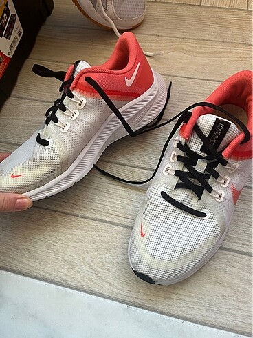 nike spor ayakkabı