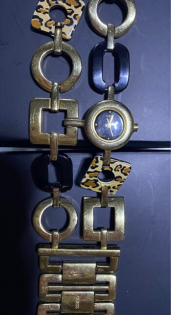 Saat GUESS