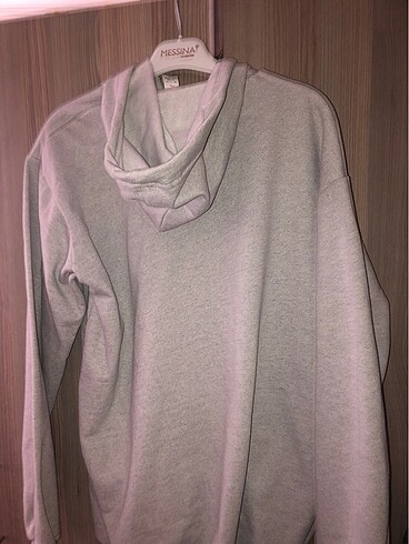 Zara Sweatshirt