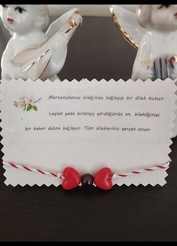 Marteniçka bileklik