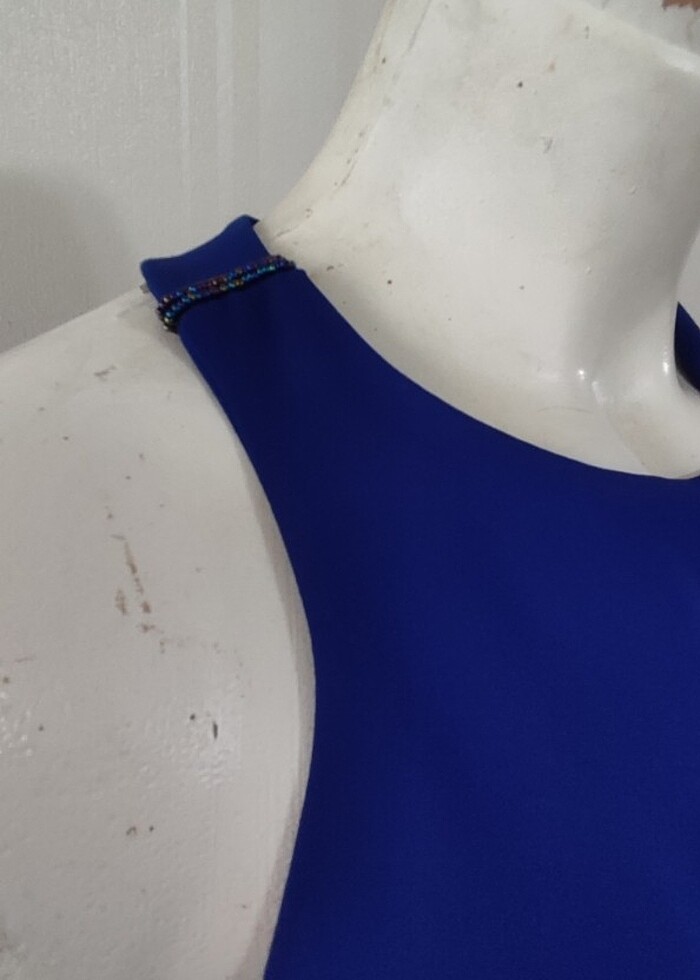 Boyundan bağlamalı elbise - Görsel 2