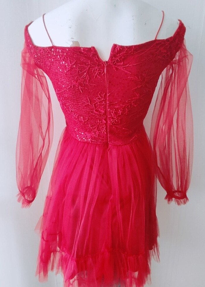 Kırmızı tül abiye - Görsel 2