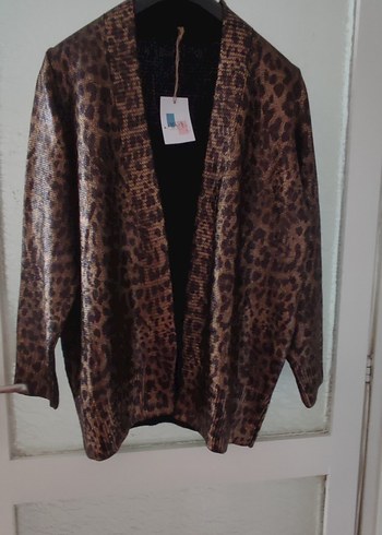 Leopar Desenli Parlak Hırka