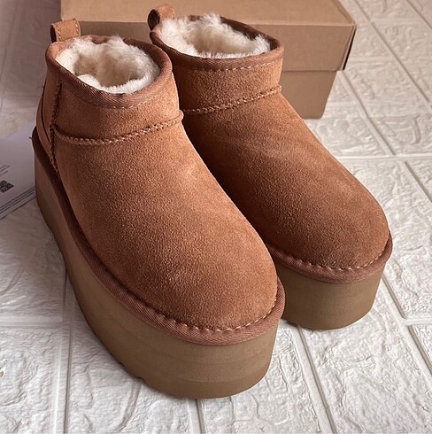Ugg Ugg ultra mini platform taba