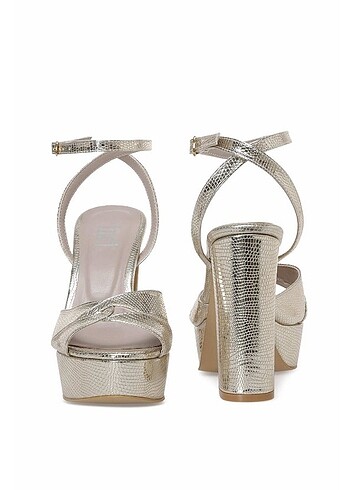 39 Beden altın Renk Nine West Kadın Sandalet