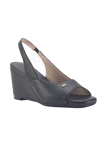 Nine West Kadın Klasik Sandalet
