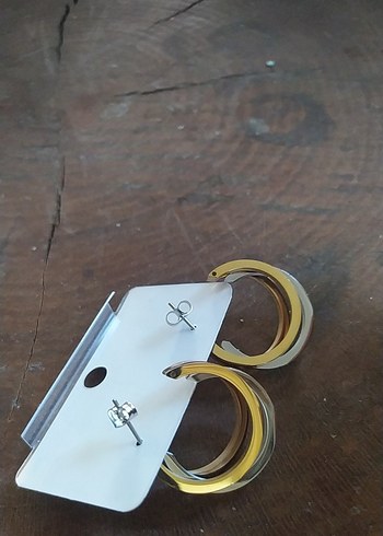  Beden Diger Altın Renk Mini Elastik Küpe