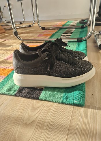 Alexander McQueen simli kadın spor ayakkabı - Görsel 7