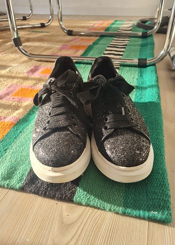 Alexander McQueen simli kadın spor ayakkabı - Görsel 6