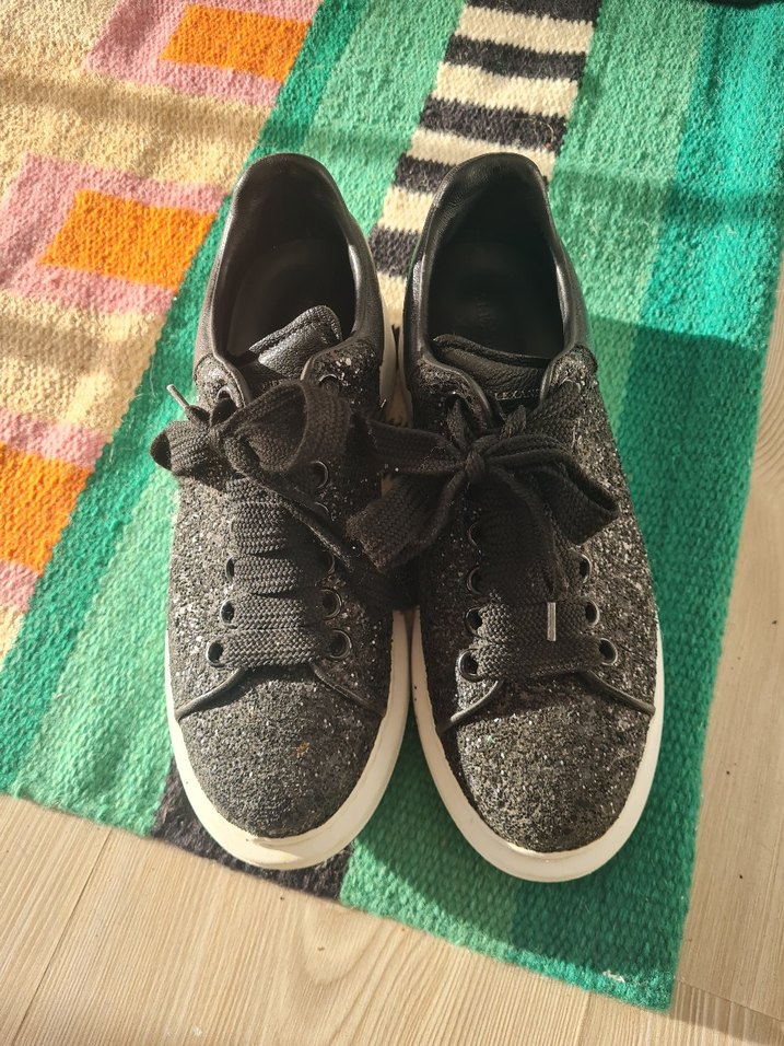 Alexander McQueen simli kadın spor ayakkabı - Görsel 4