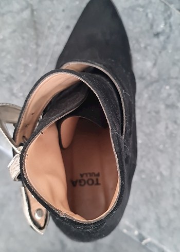 Siyah Süet Tokalı Gotik Kadın Botu - Görsel 5