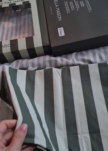 Çizgili Haki beyaz Pamuklu Yastık Kılıfı Takımı - Görsel 5