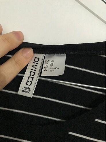 xs Beden H&M siyah beyaz çizgili xs tshirt