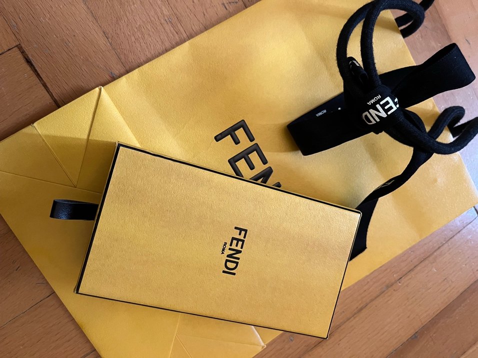 Fendi ipek ince fular - Görsel 2