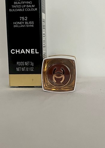 Chanel Rouge Coco Baume Parlatıcı Ruj - Görsel 3