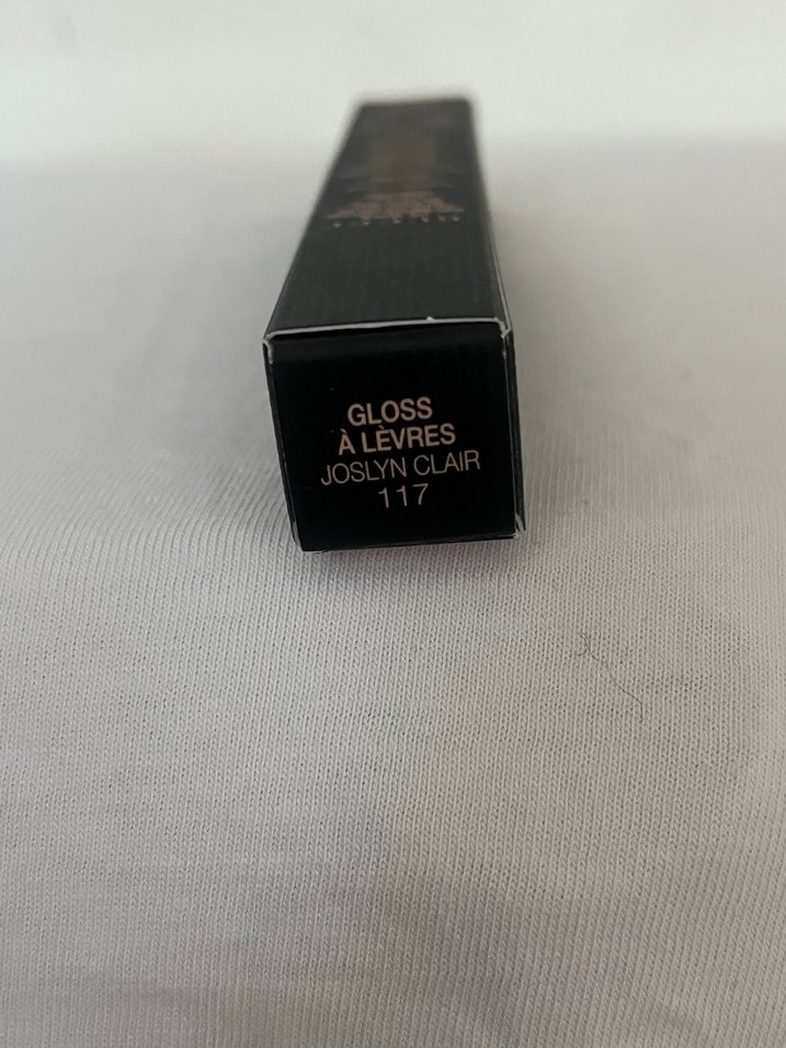 Gucci dolgunlaştırıcı ve Dudak Parlatıcısı - Görsel 3