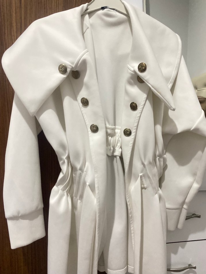 Düğmeli Beyaz Kadın Keten Uzun Ceket - Görsel 2