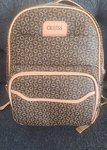 Guess Baskılı Kahverengi Deri Sırt Çantası sıfır