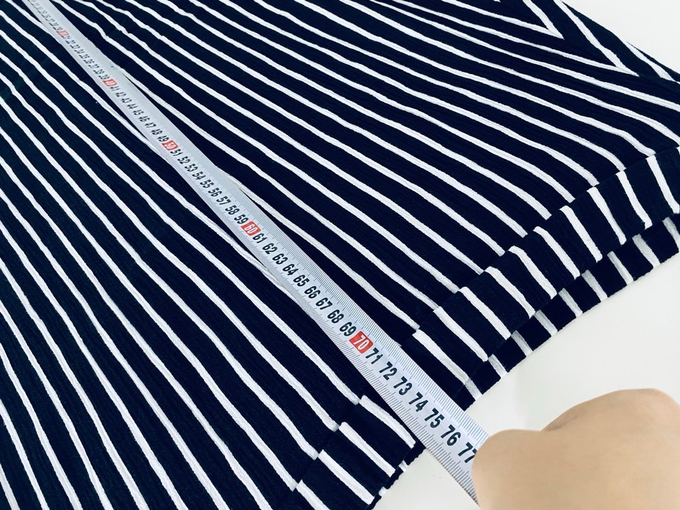 Siyah Çizgili midi Etek - Görsel 3