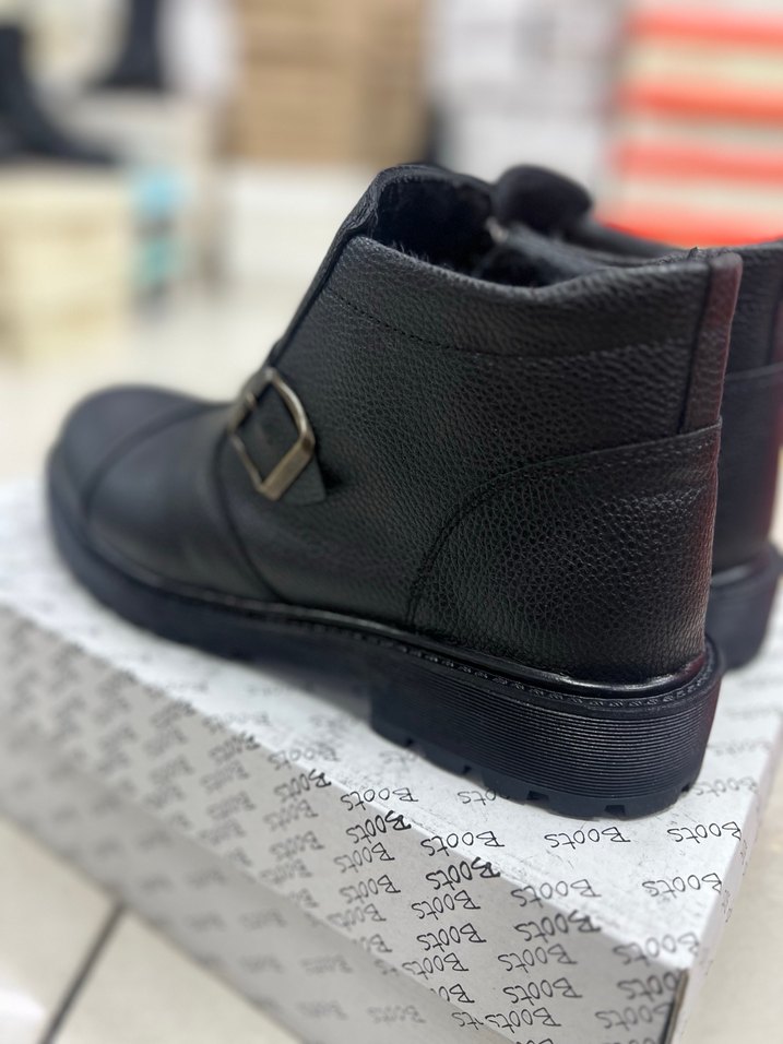 Siyah Tokalı Erkek Sokak Stili Bot - Görsel 5