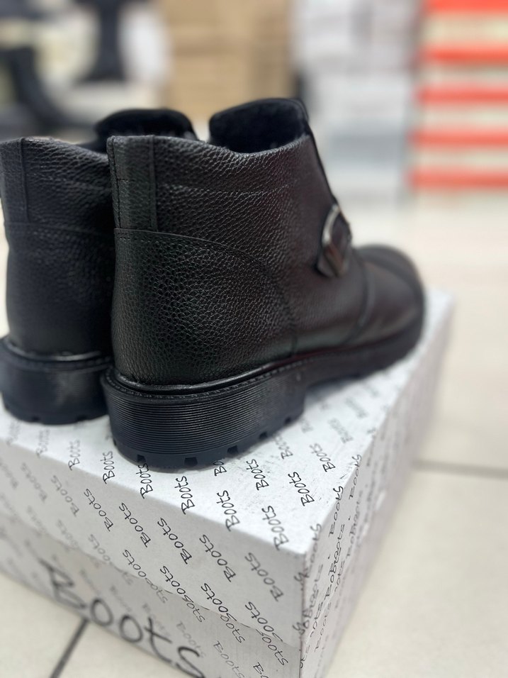 Siyah Tokalı Erkek Sokak Stili Bot - Görsel 4