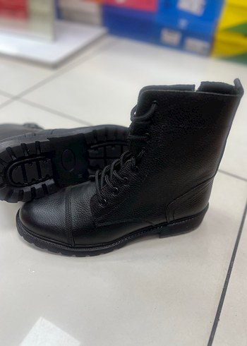 Siyah Deri Erkek Biker Bot - Görsel 5