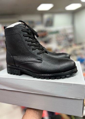 Siyah Bağcıklı Erkek Bot - Yılan Desenli - Görsel 7