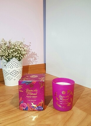 YVES ROCHER YILBAŞI MUM