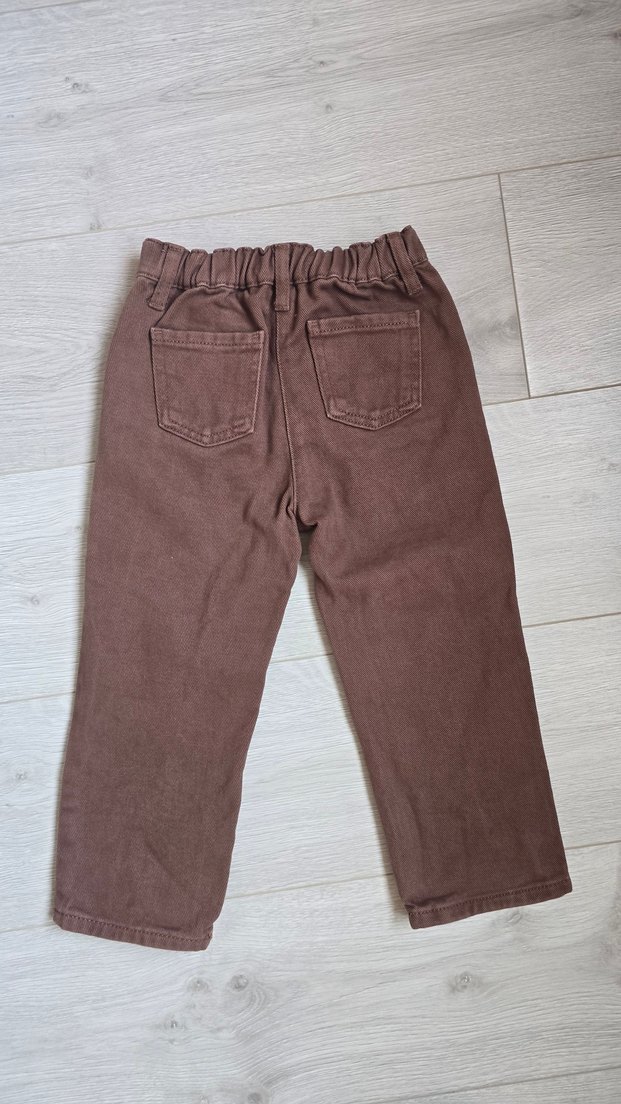 Kız Çocuk Kahverengi Nakışlı Bol Kesim Kot Pantolon - Görsel 3