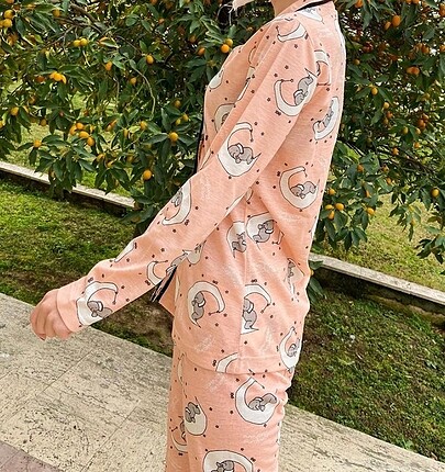 Turuncu fil desenli pijama takımı