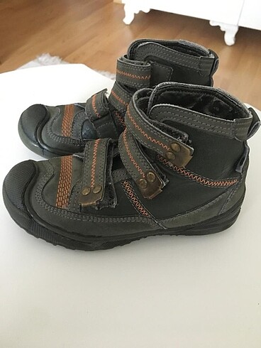 LC Waikiki Erkek çocuk botu