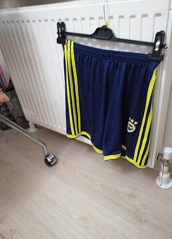 Adidas Fenerbahçe çocuk şort.