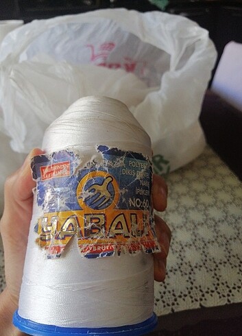 Yabalı. 60 numara.4 kat. Lekeli. Polyester. Kar beyaz.