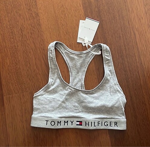 Tommy hilfiger büstiyer