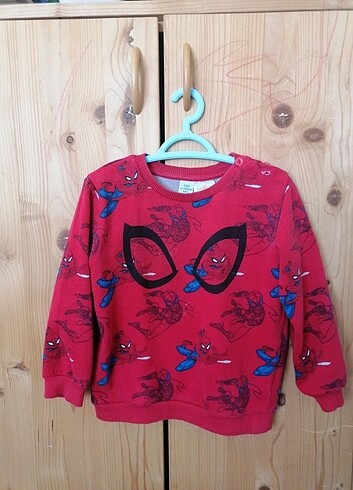 Spiderman sweatshirt