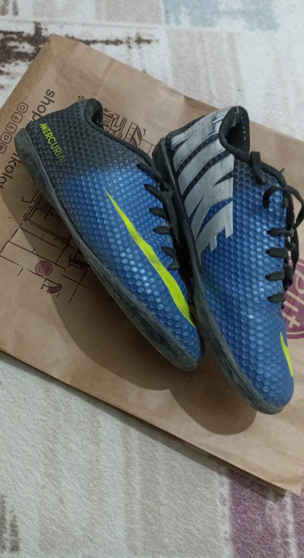 Mavi Erkek Futbol Ayakkabısı Velcro Bantlı 37 numara - Görsel 3