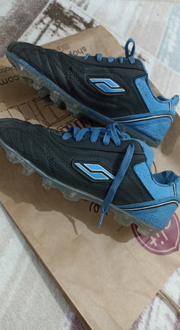 Erkek Lacivert Futbol Ayakkabısı Velcro 37 numara - Görsel 3