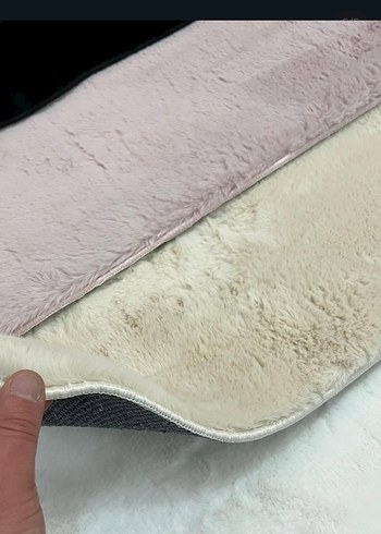 Siyah yumuşak peluş halı - Görsel 3