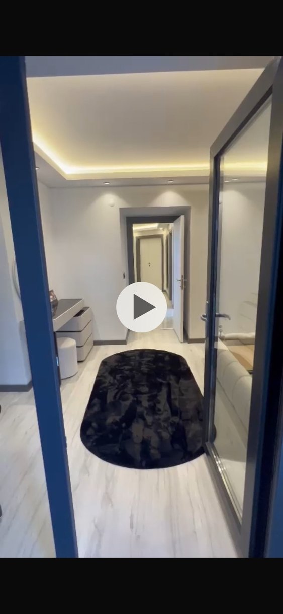 Siyah yumuşak peluş halı - Görsel 2