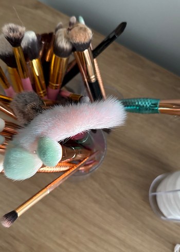 Renkli Çoklu Makyaj Fırçası Seti - Görsel 7