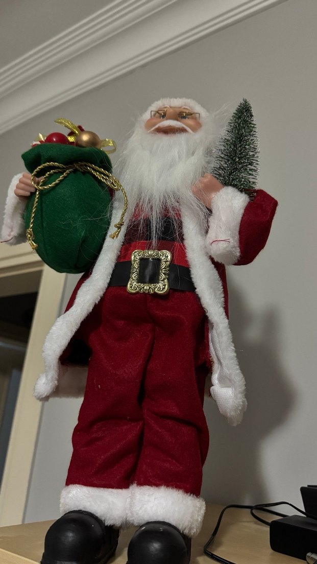 Renkli Yılbaşı Ağacı ve Süslemeleri - Görsel 3