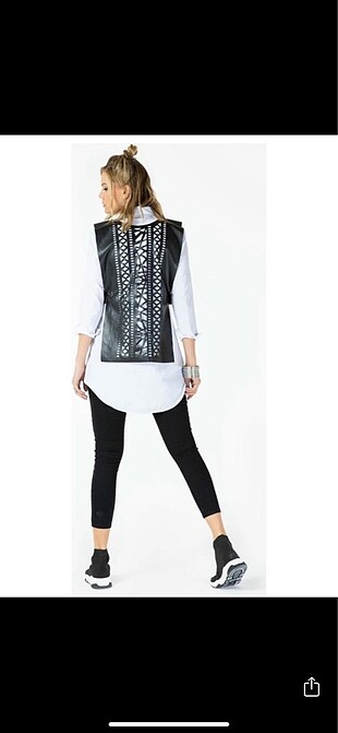 Zara Lazer kesim yelek