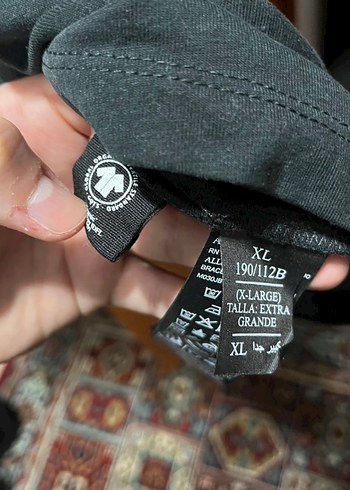 AllSaints Erkek Siyah Logo Nakışlı Tişört - Görsel 6