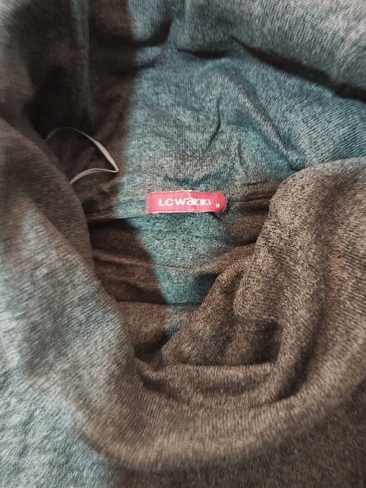 Gri Kadın Boğazlı Örgü Triko - Görsel 2